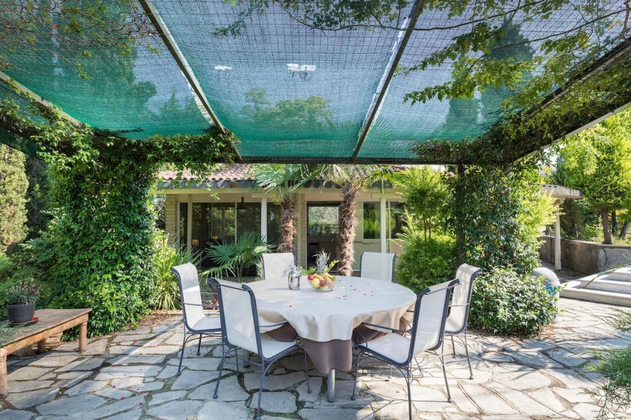 Villa Elena Peraia  Exterior photo